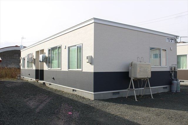 ファミール南仲町 B棟の外観画像