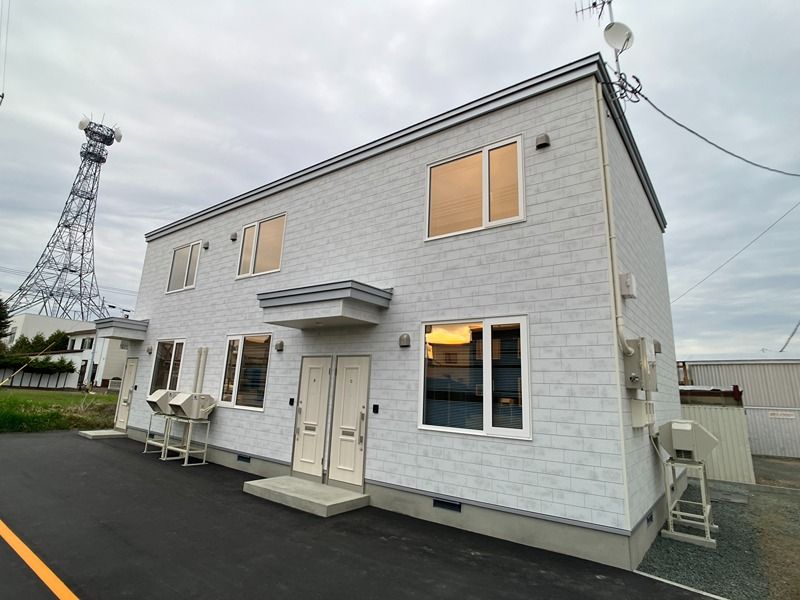 ローヤルハイムとん田西の外観画像
