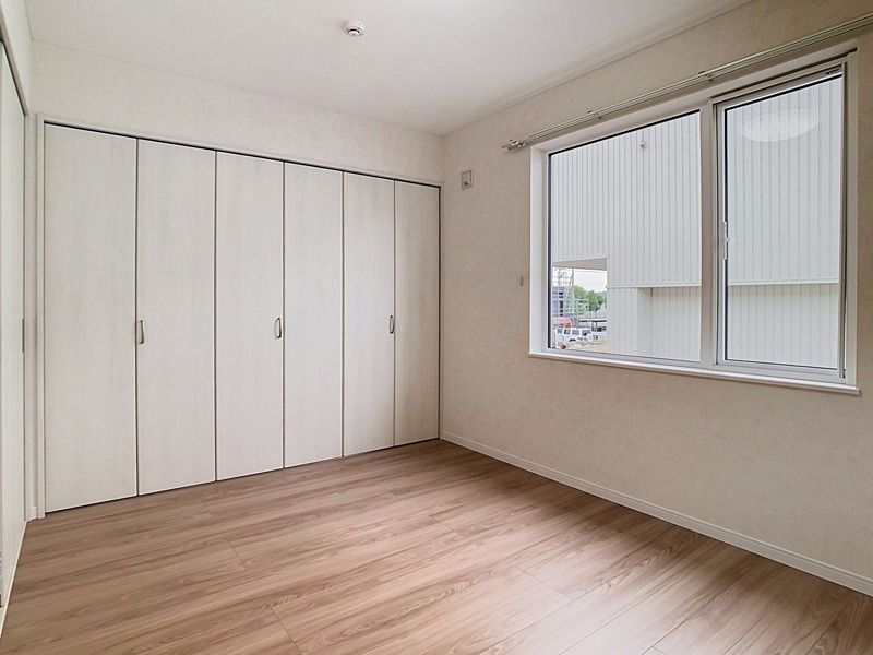 近くのダイソー 北見みわ店まで114m（徒歩2分）