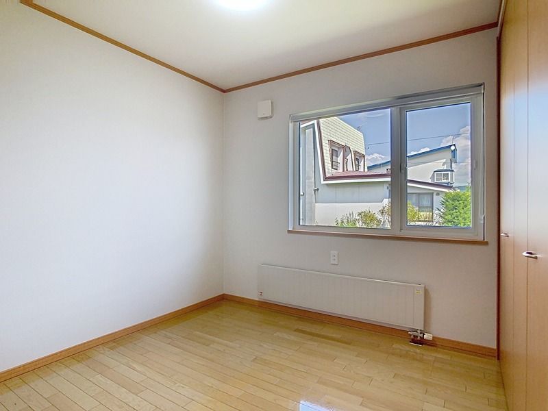 近くのDCMニコット 留辺蘂店まで1,335m(徒歩17分)