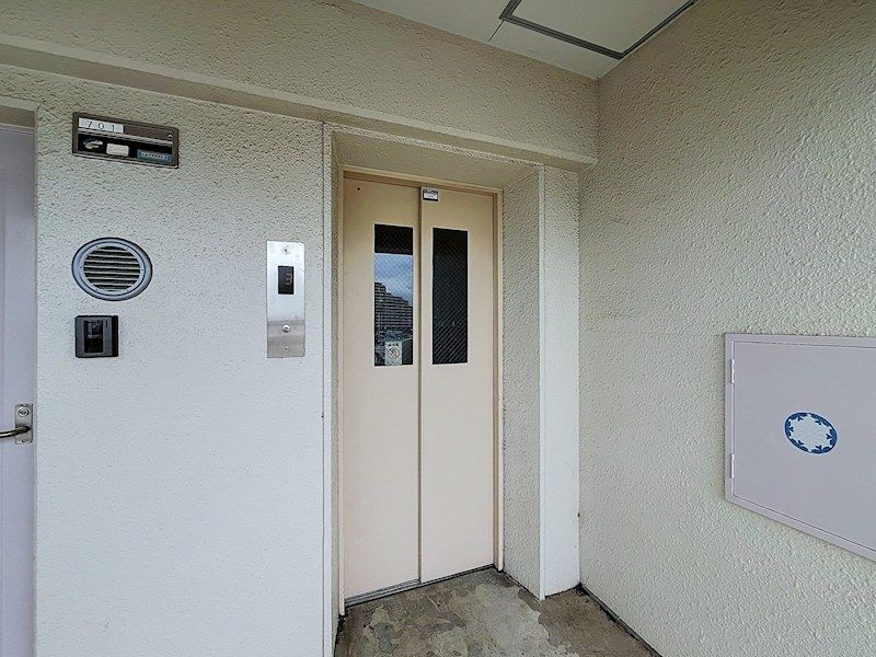 近くの南郵便局まで374m(徒歩5分)