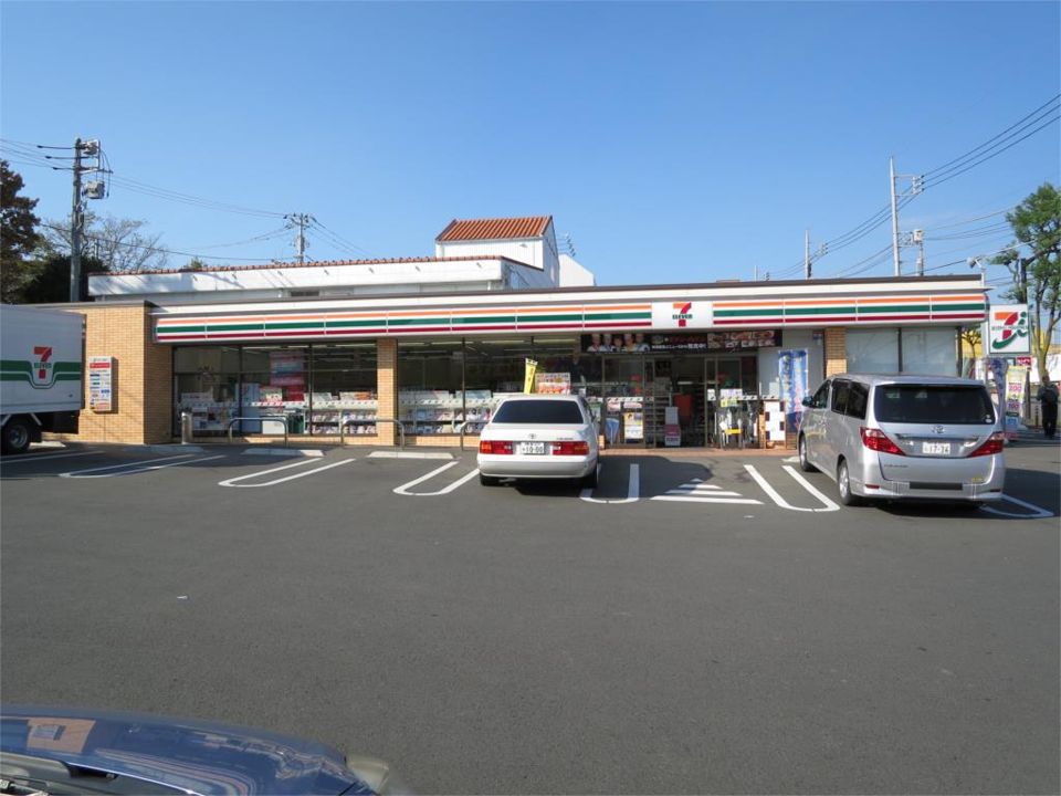 近くのセブンイレブン 町田成瀬駅北店まで461m（徒歩6分）