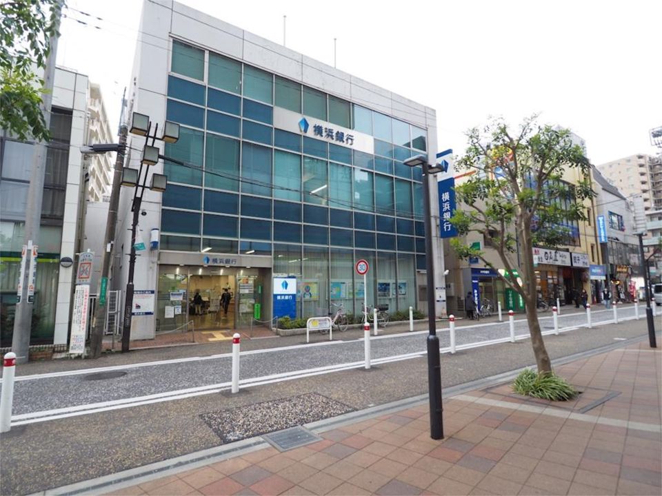 近くの横浜銀行相模台支店まで432m(徒歩6分)