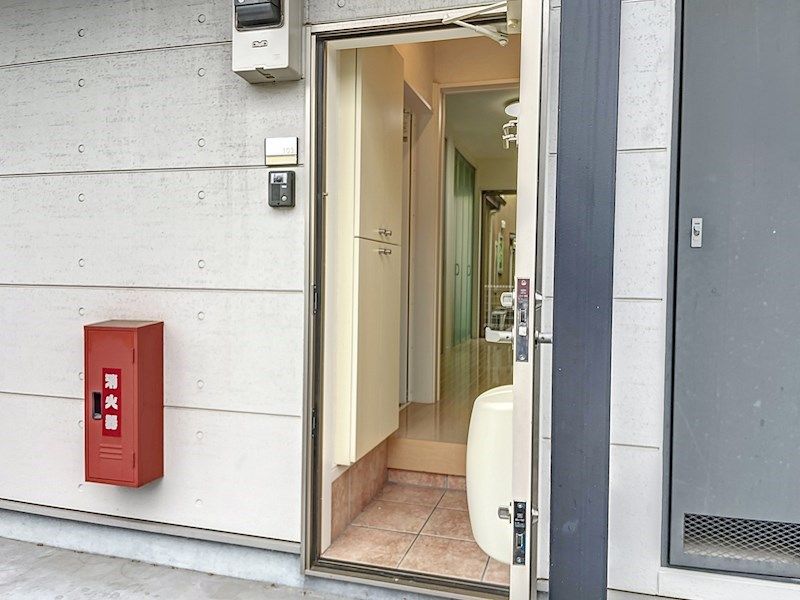 玄関