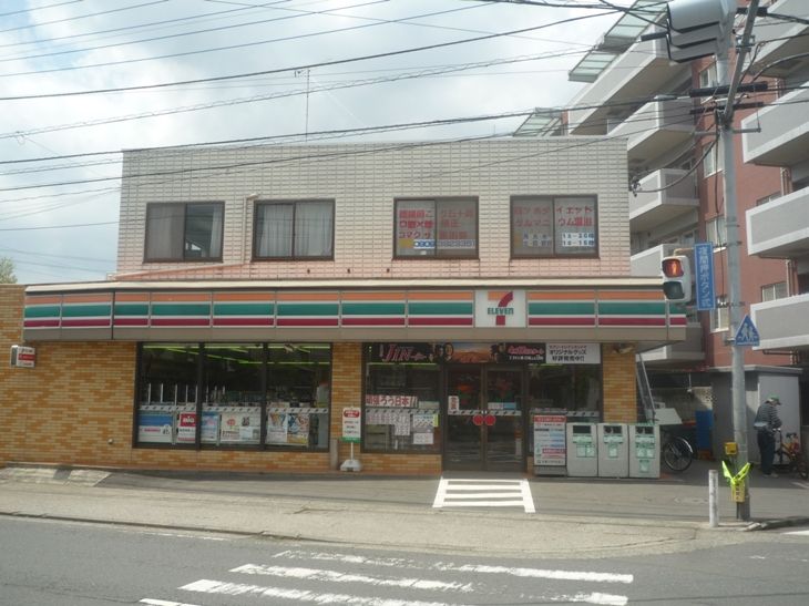 近くのセブンイレブン 南町田店まで147m（徒歩2分）