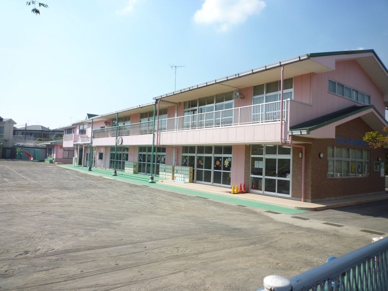近くの立華幼稚園まで550m(徒歩7分)