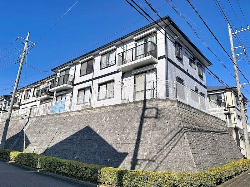 近くの横濱家 こどもの国店まで767m（徒歩10分）
