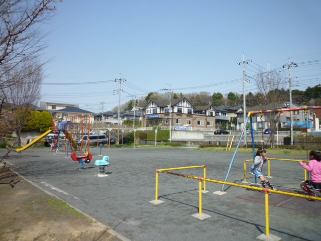 近くの能ヶ谷戸公園まで340m（徒歩5分）
