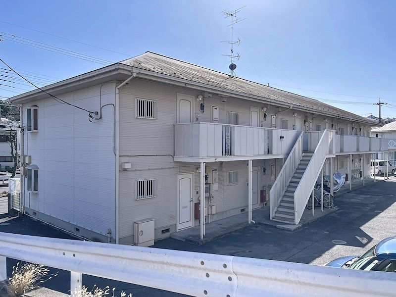 近くのセブンイレブン 町田金井ヶ丘店まで97m（徒歩2分）
