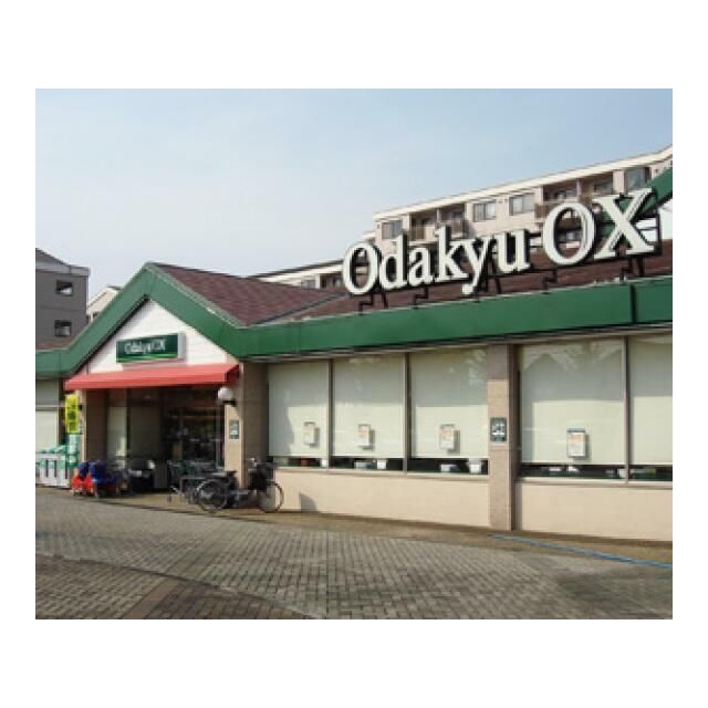 近くのミニコープ平尾店まで210m（徒歩3分）