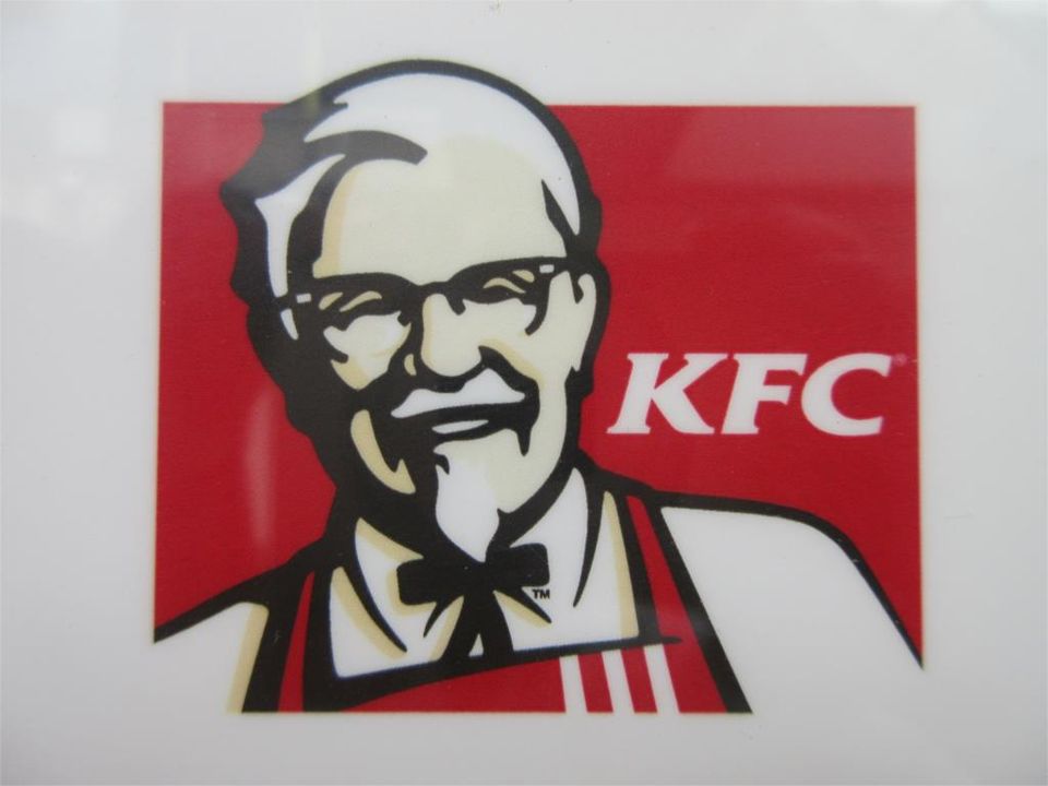 近くのケンタッキーフライドチキン 町田駅前通り店まで778m(徒歩10分)