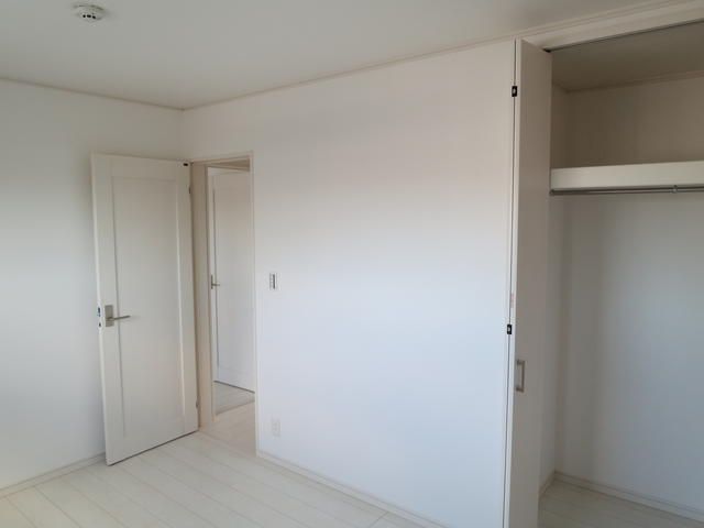 ベッドルーム
