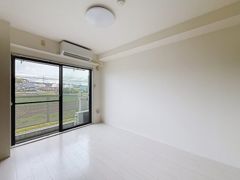 ホワイトパレスの間取り画像