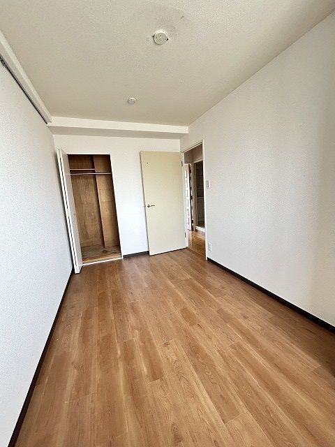 ベッドルーム