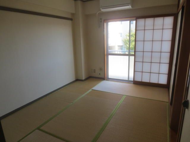 ベッドルーム