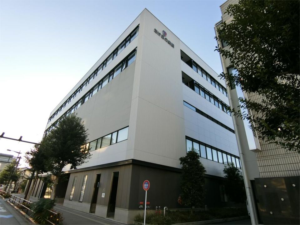 近くの医療法人社団三友会あけぼの病院まで72m(徒歩1分)