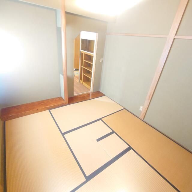 ベッドルーム