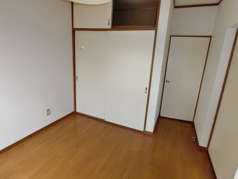 ベッドルーム