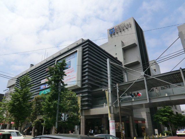 近くのダイソー青葉台東急スクエア店まで435m(徒歩6分)