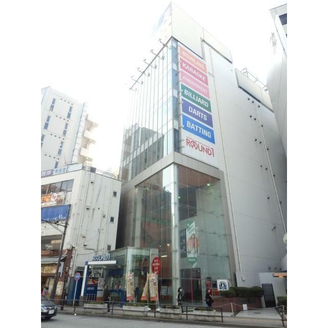 近くのラウンドワン町田店まで428m（徒歩6分）