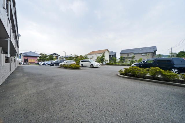 近くのsanwa子供の国店まで880m（徒歩11分）