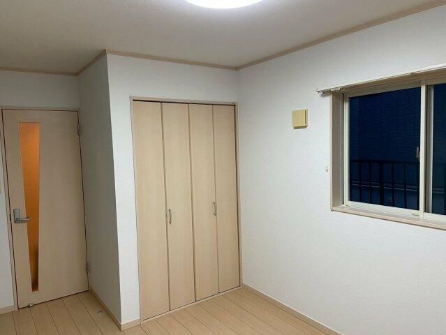 ベッドルーム