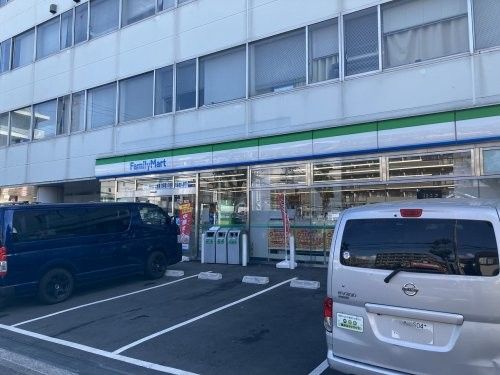 近くのファミリーマート 横浜中山町店まで346m（徒歩5分）