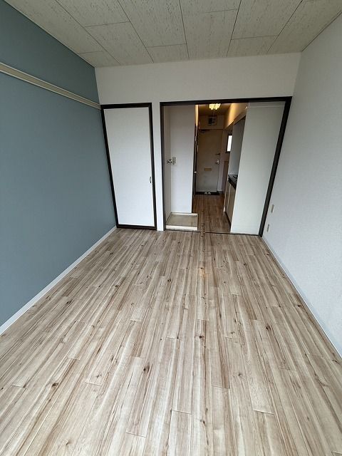 ベッドルーム