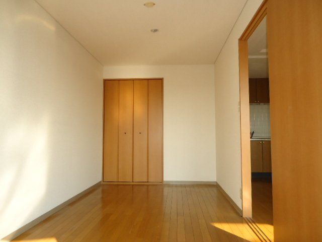 ベッドルーム