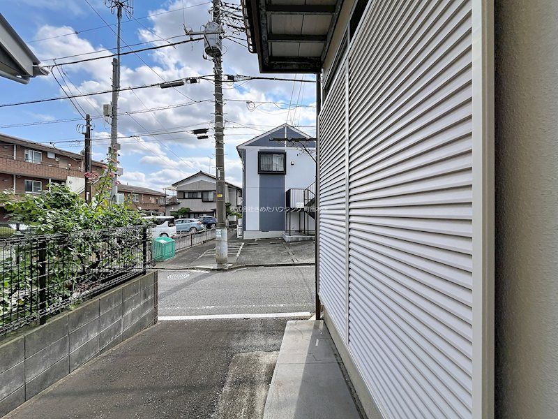 近くのファミリーマート サンズ原町田三丁目店まで395m（徒歩5分）
