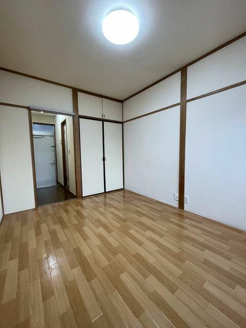 ベッドルーム