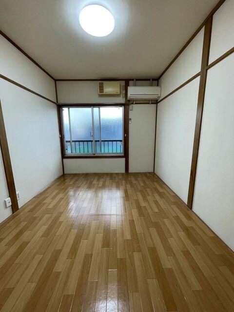 ベッドルーム