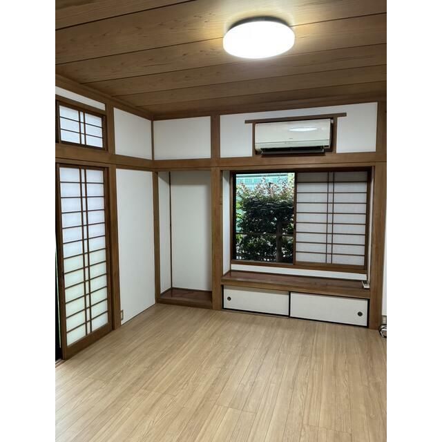 ベッドルーム