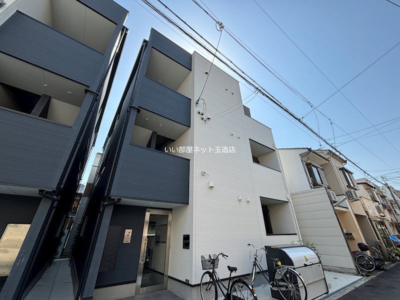 CRASTINE小路東Bの外観画像