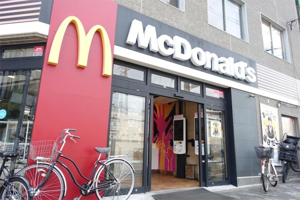 近くのマクドナルド 桃谷店まで139m（徒歩2分）