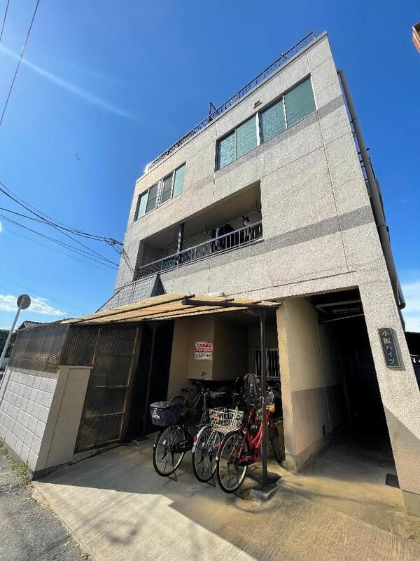 小阪ハイツの外観画像