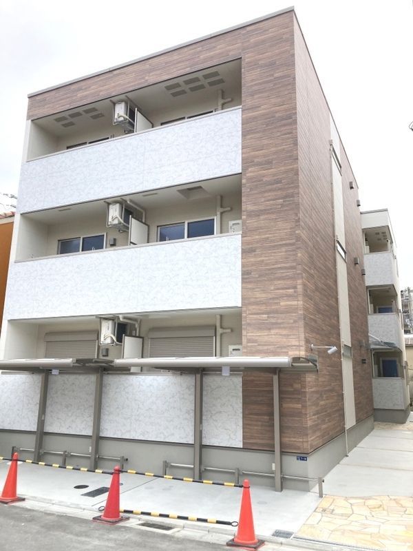 フジパレス高井田西III番館の外観画像