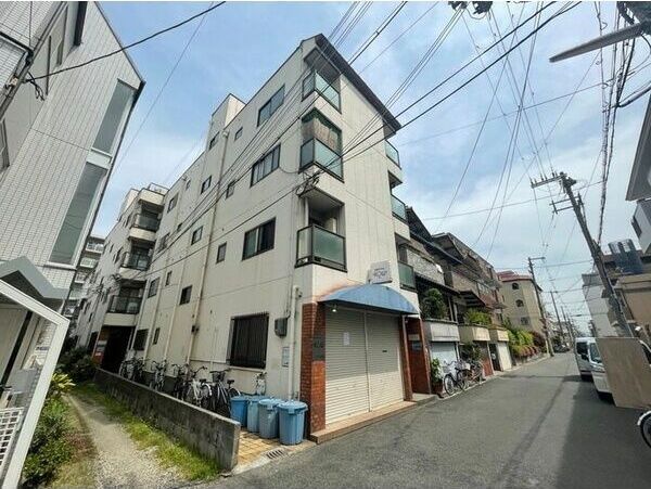 ジュネスシャトー1号館の外観画像