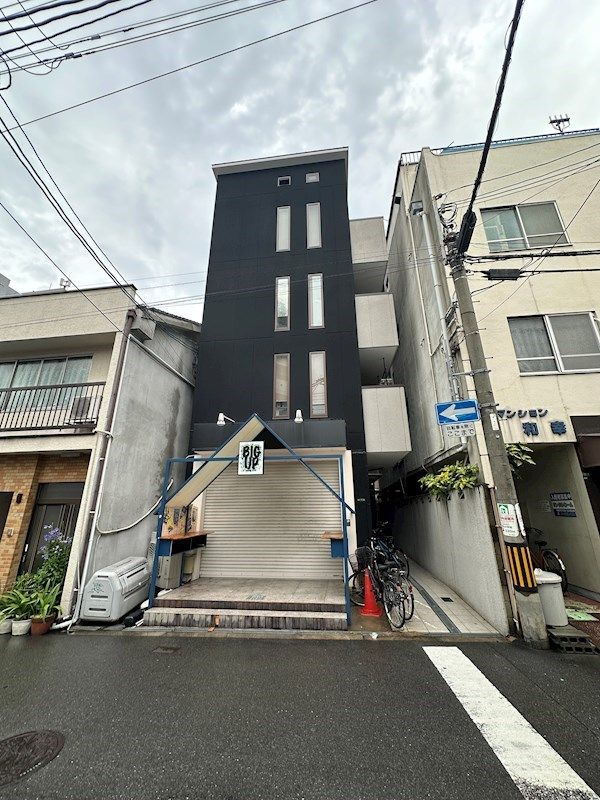 リトルフラワーの外観画像
