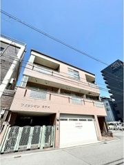 アビタシオン タナベの外観画像