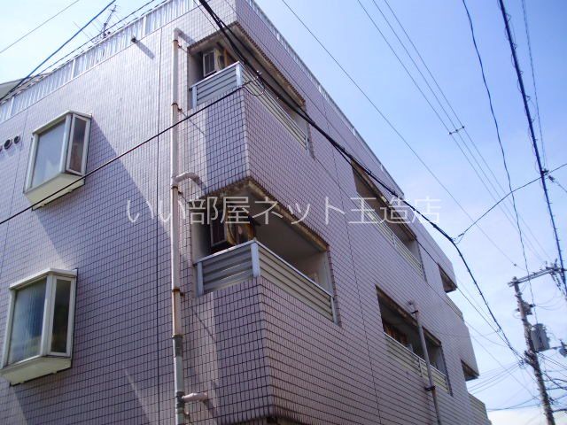ぴーちばれいの外観画像