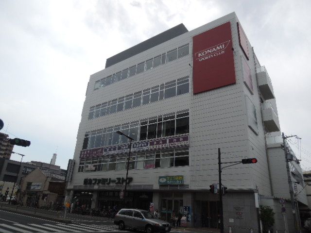 近くの阪急ファミリーストア今里店まで628m（徒歩8分）