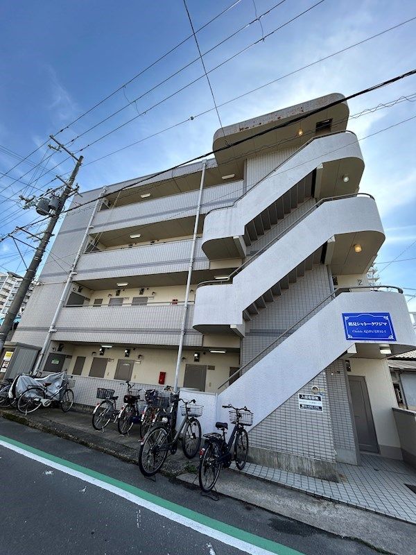 鶴見シャトークワジマの外観画像