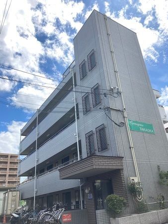 グリーングラスの外観画像