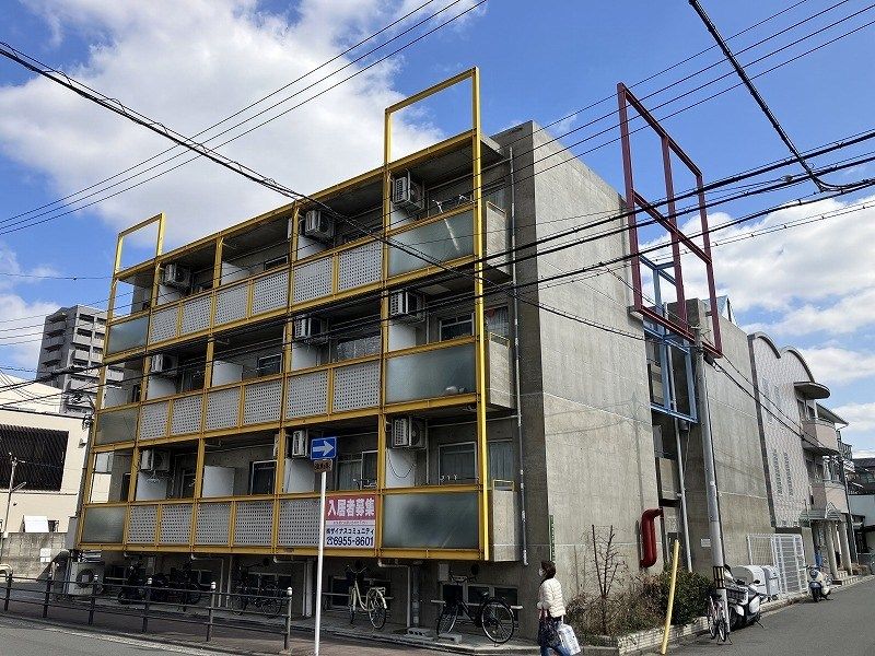 空心マンションの外観画像