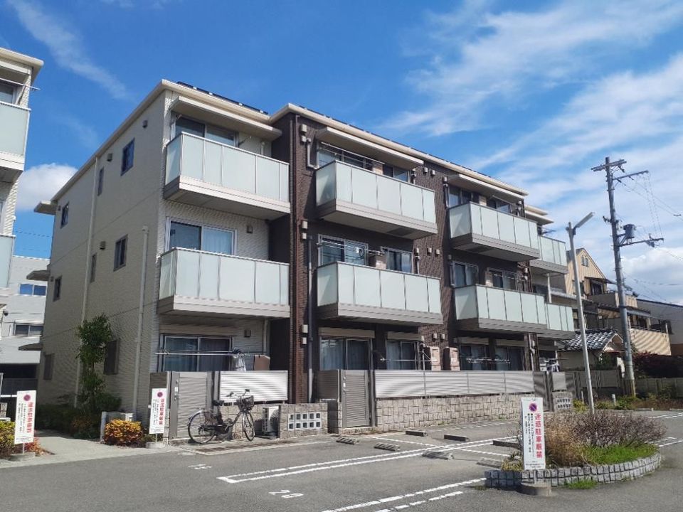 ヴィアソーレ鶴見A棟の外観画像