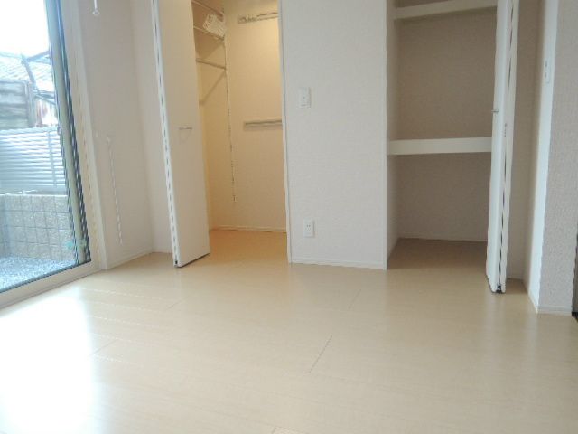 ベッドルーム