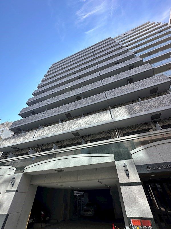 エスリード南森町駅前の外観画像