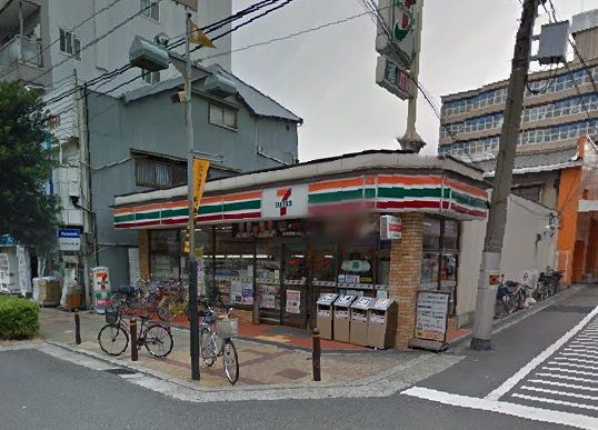 近くのセブンイレブン 大阪新今里4丁目店まで678m（徒歩9分）