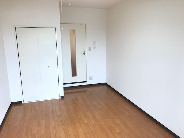ベッドルーム